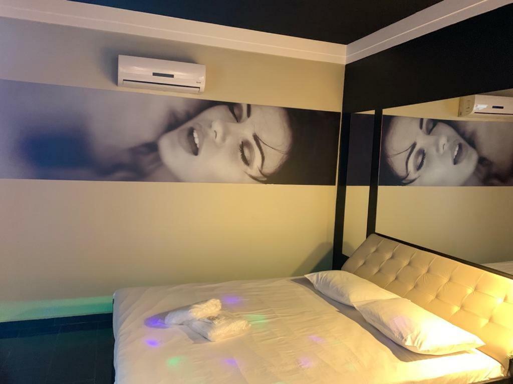 Ibiza Golden Motel Franca Zewnętrze zdjęcie